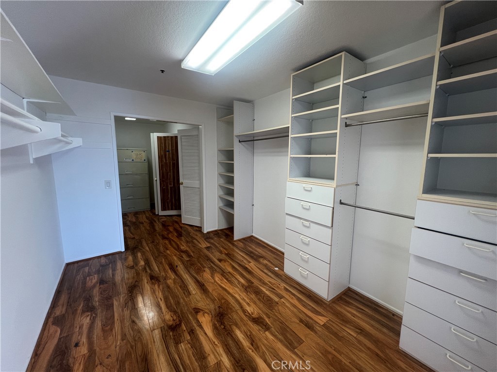270 Cagney Lane 311 Property Photo 13