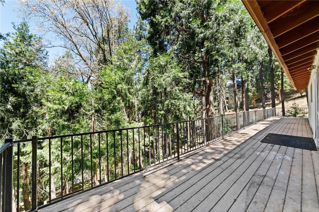 25286 North Road Property Photo 6