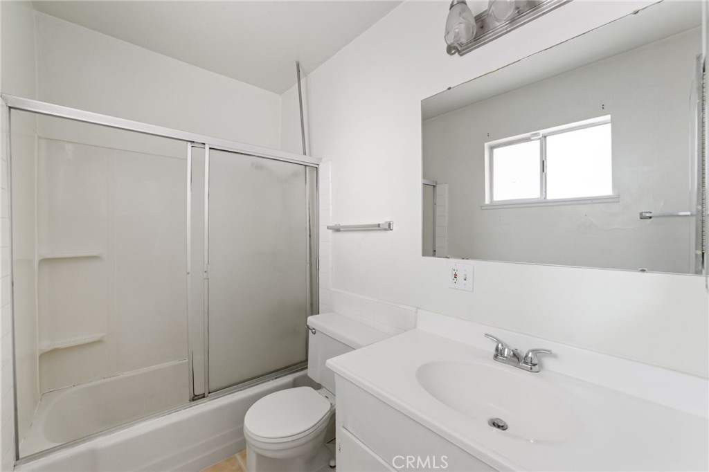 25286 North Road Property Photo 29