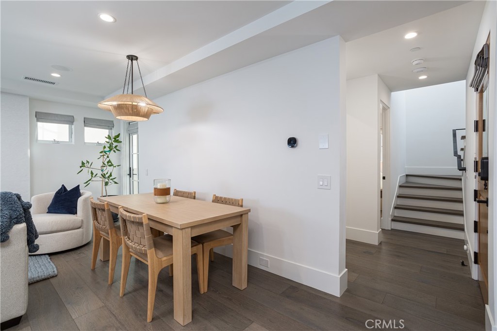 714 1/2 Iris Avenue Property Photo 10