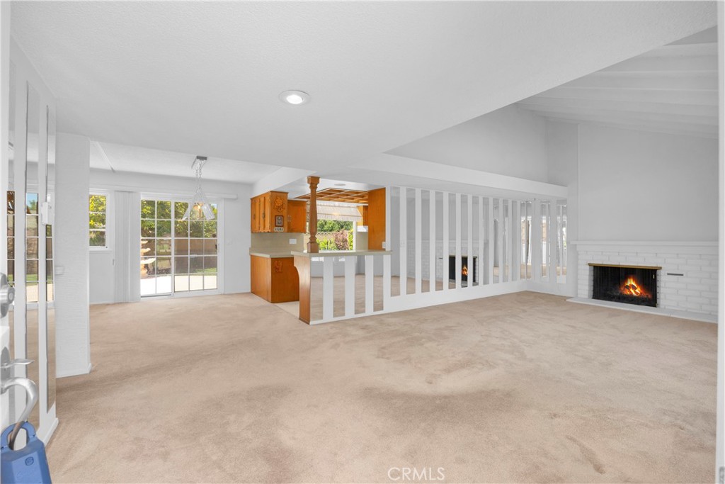 3321 Orangewood Avenue Property Photo 4