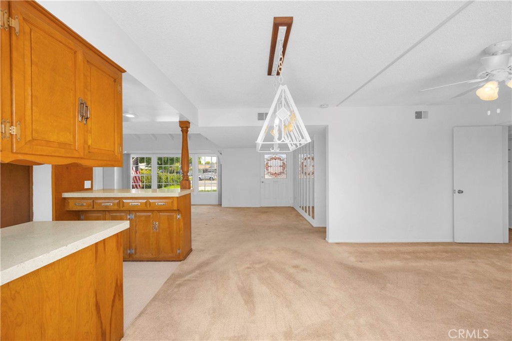 3321 Orangewood Avenue Property Photo 8