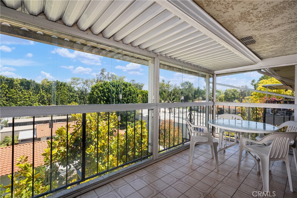 2369 Via Mariposa E 3C Property Photo 1