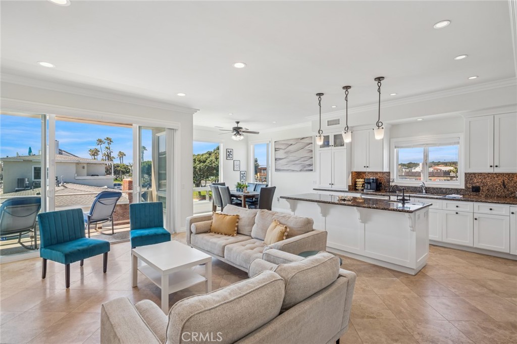 6111 Seashore Drive Property Photo 16