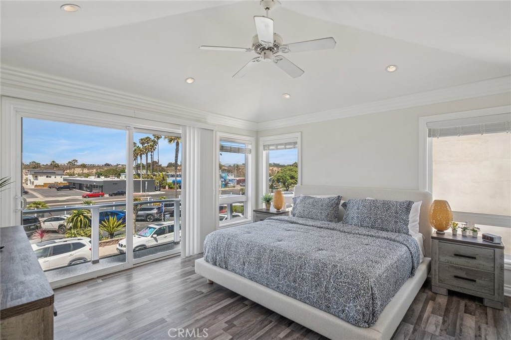 6111 Seashore Drive Property Photo 32