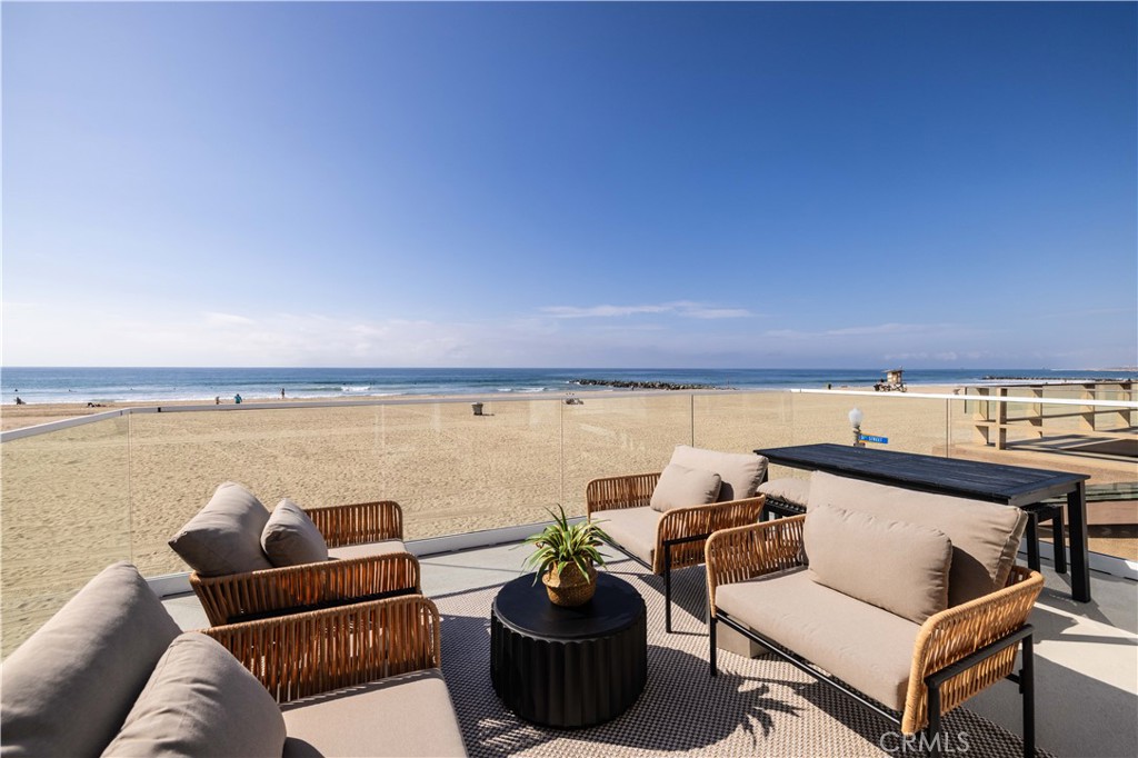 3012 W Oceanfront Property Photo 2