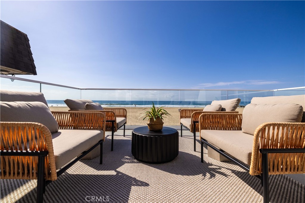 3012 W Oceanfront Property Photo 3