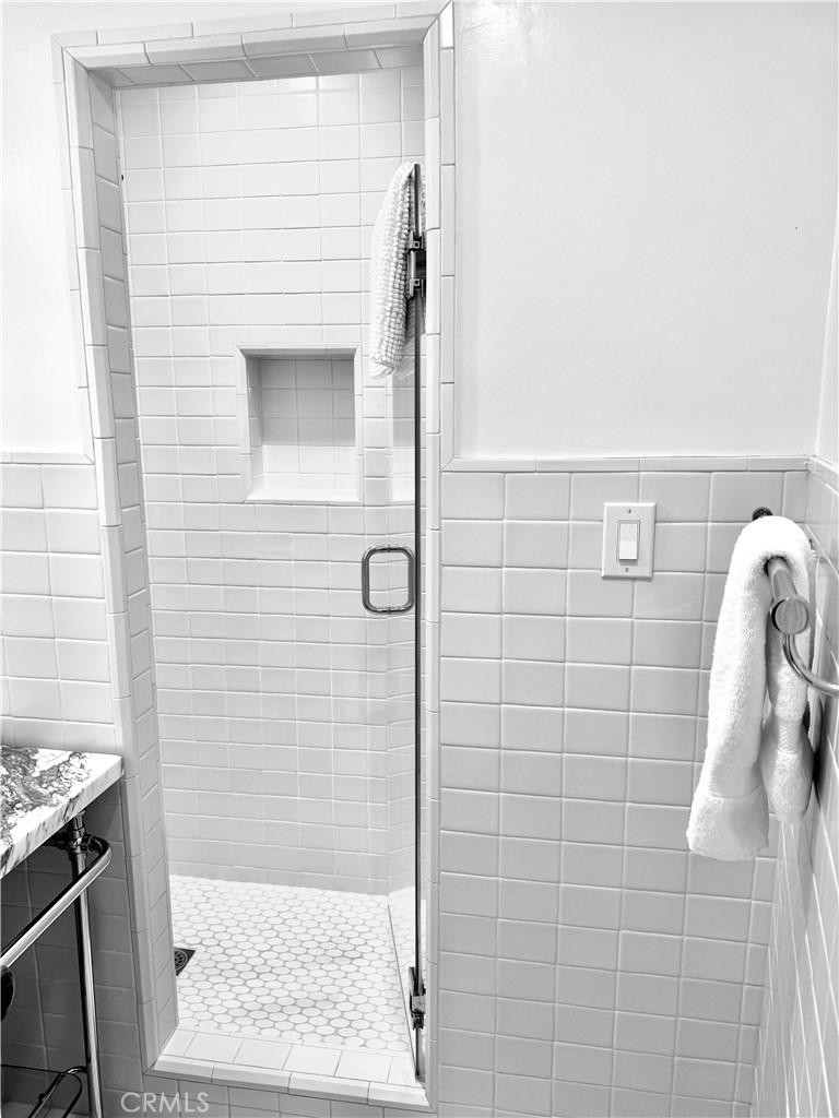 1009 N Bay Front Property Photo 28