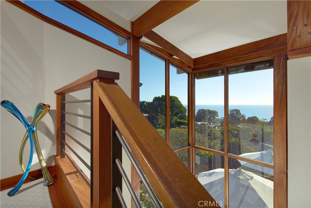 630 Diamond Street Property Photo 7