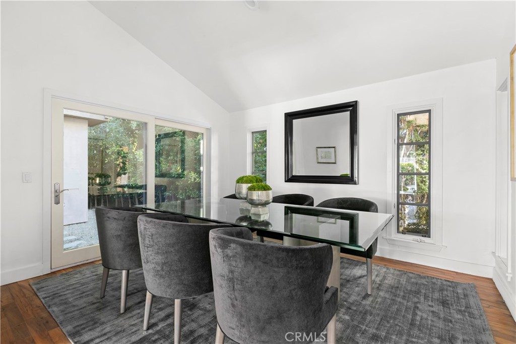 9625 Oak Pass Road Property Photo 7