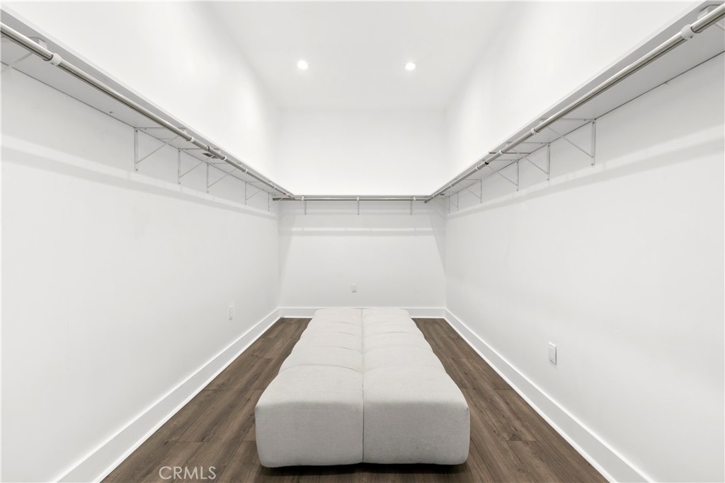 9625 Oak Pass Road Property Photo 9