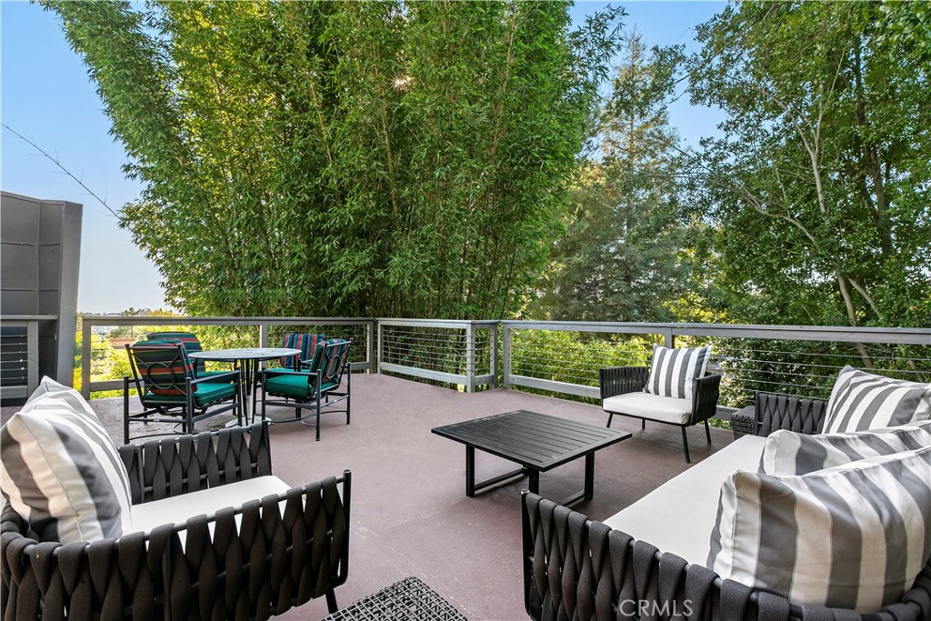 9625 Oak Pass Road Property Photo 11