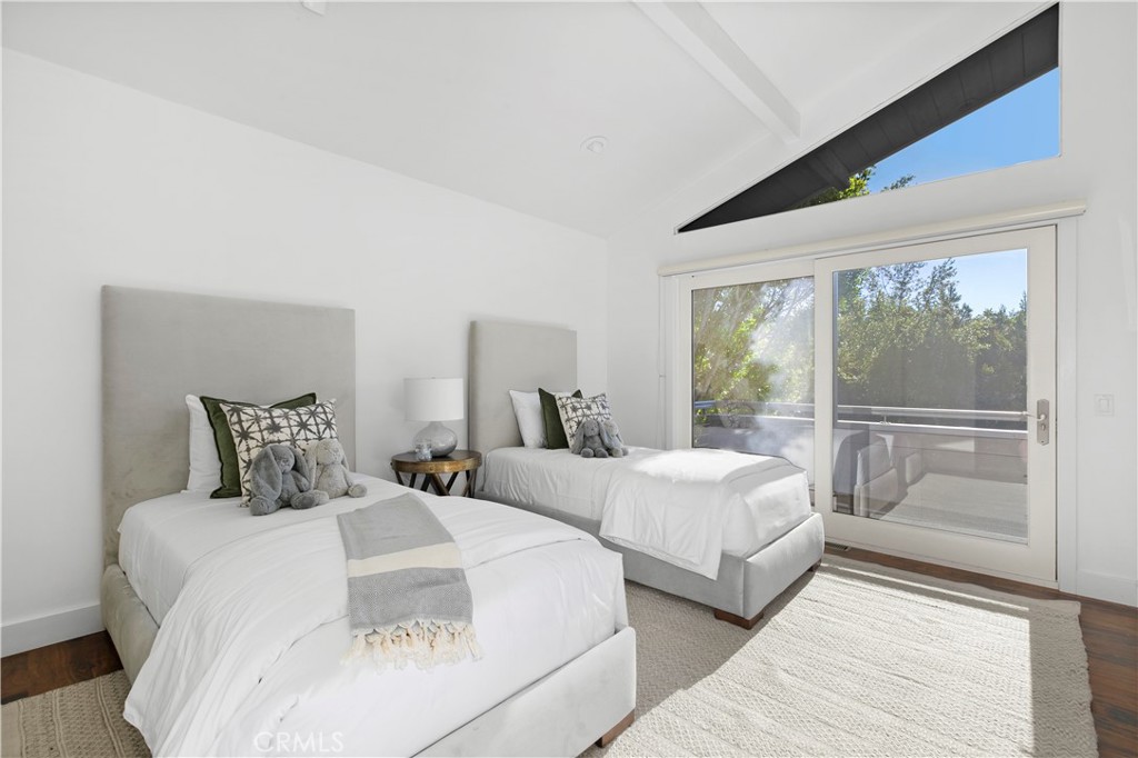 9625 Oak Pass Road Property Photo 18