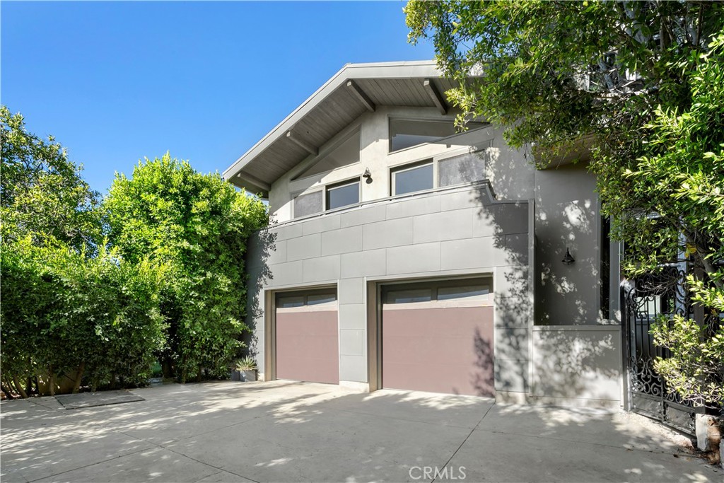 9625 Oak Pass Road Property Photo 23