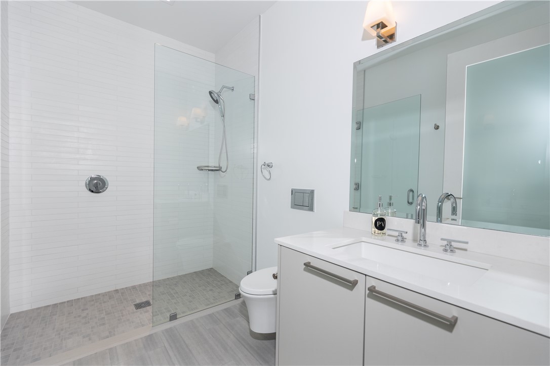 2210 Newport Boulevard 302 Property Photo 15
