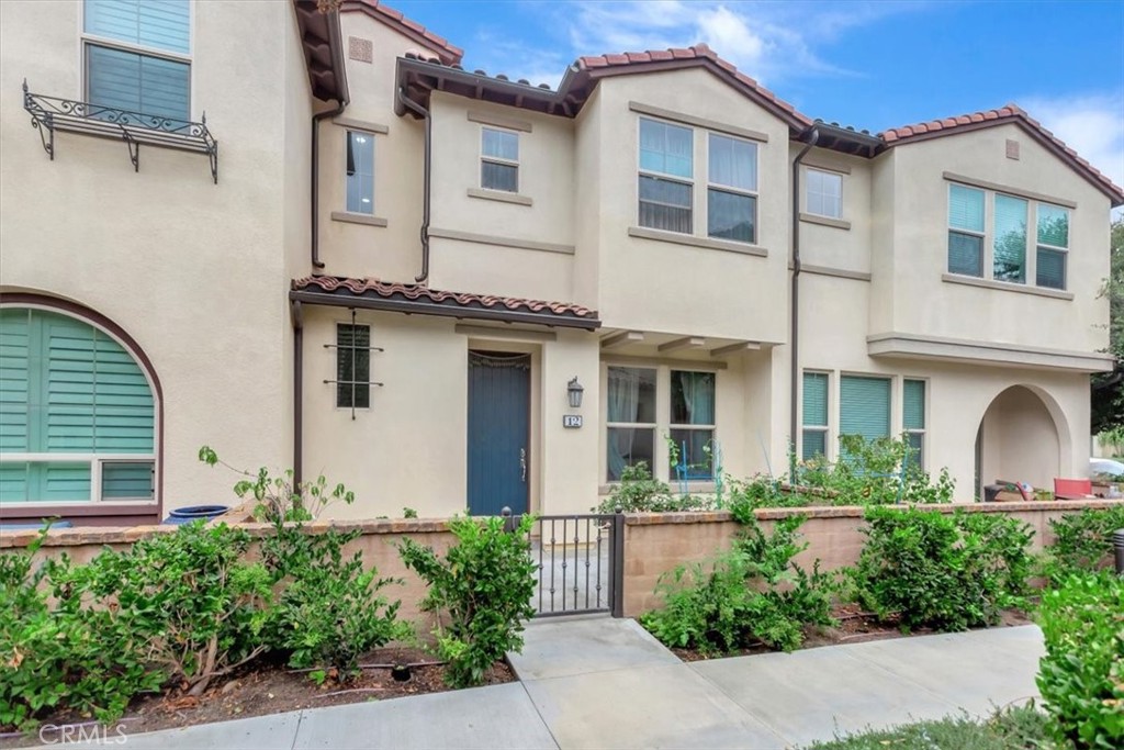 12 Savannah Property Photo 1