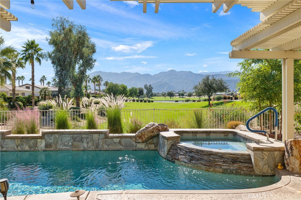 81687 Desert Willow Property Photo 1