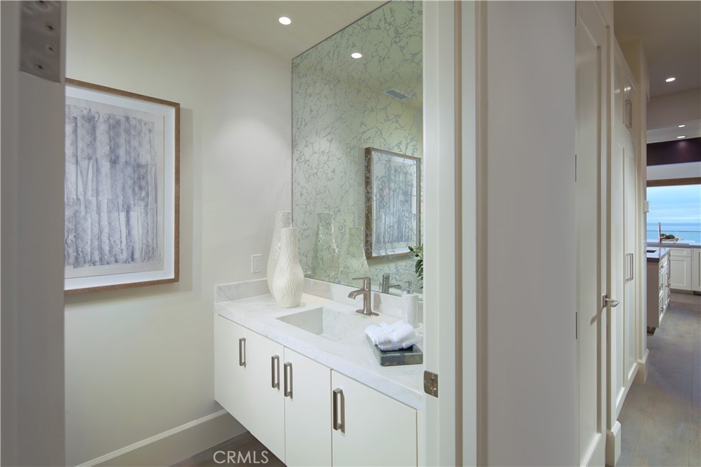 33 Bay Drive Property Photo 12