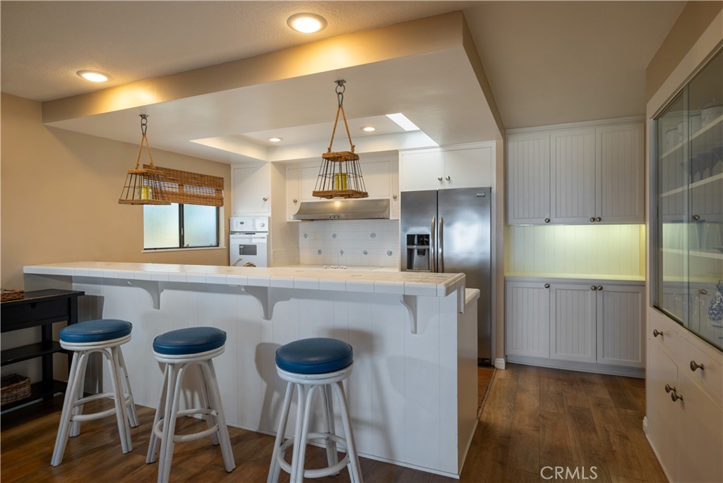 1303 E Balboa Boulevard Property Photo 8