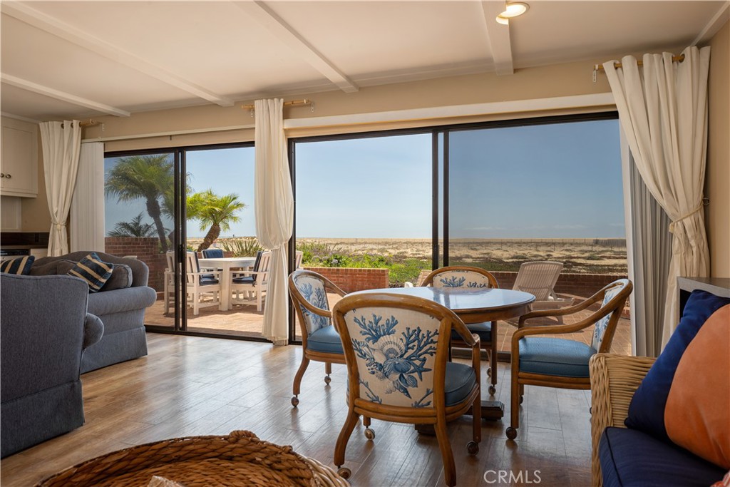 1303 E Balboa Boulevard Property Photo 12