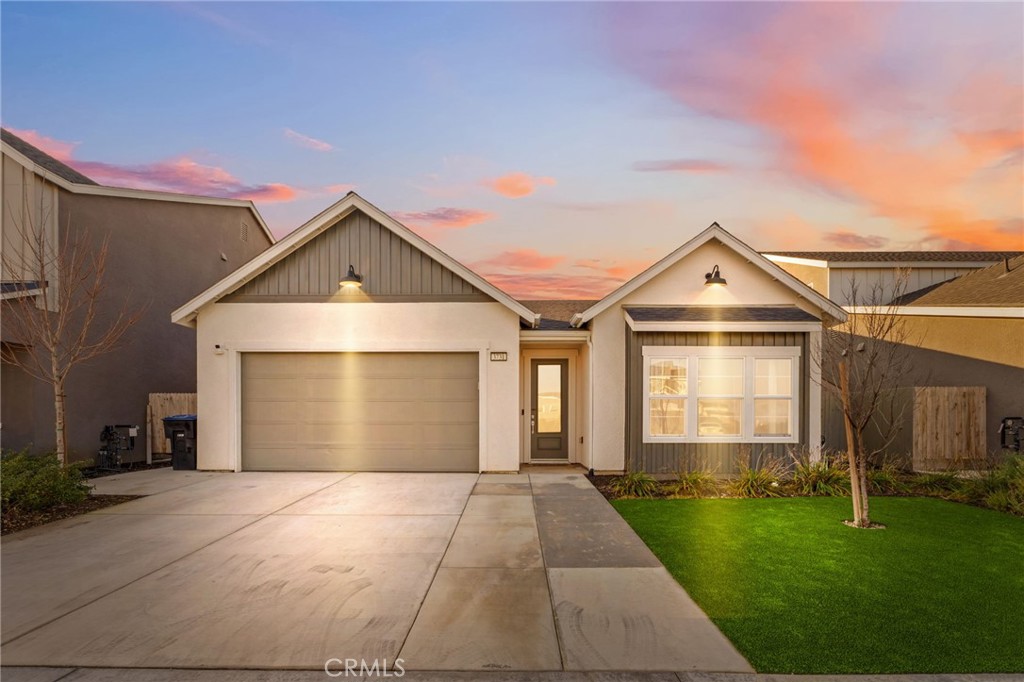 3731 N Summers Court Property Photo