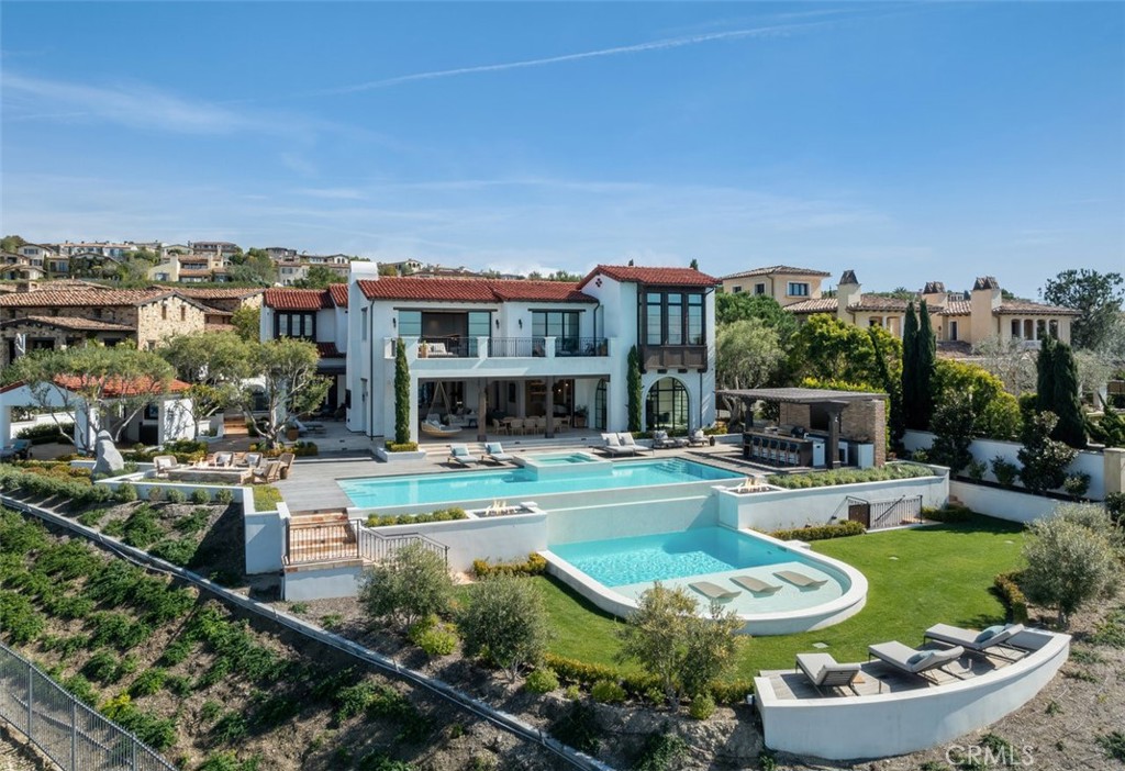 7 Clear Water Property Photo 3