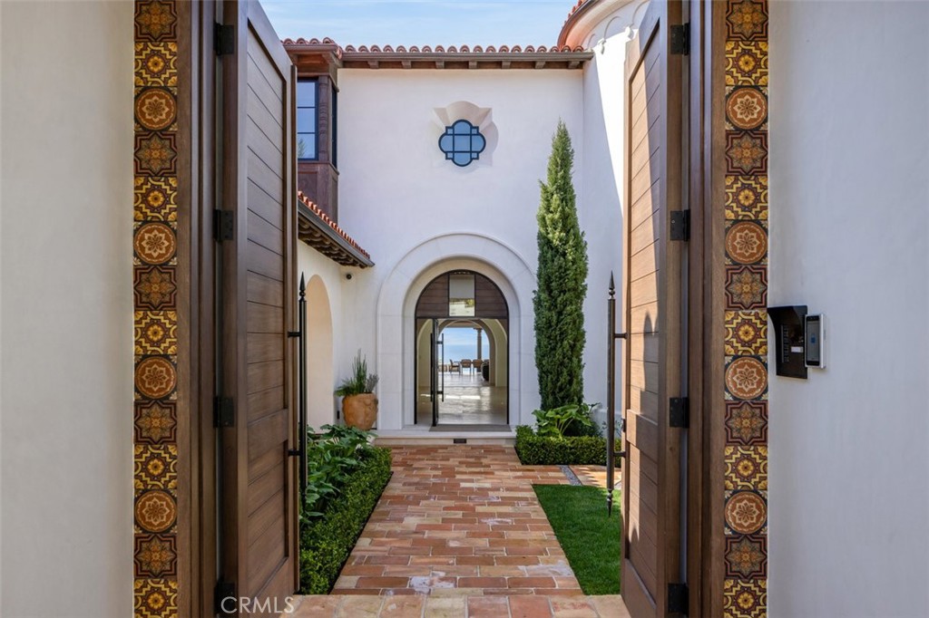 7 Clear Water Property Photo 5