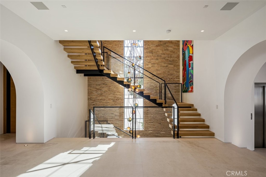 7 Clear Water Property Photo 8