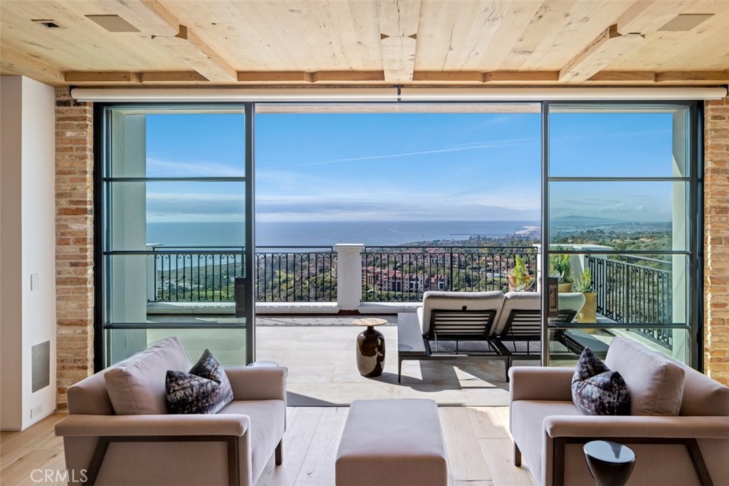 7 Clear Water Property Photo 23