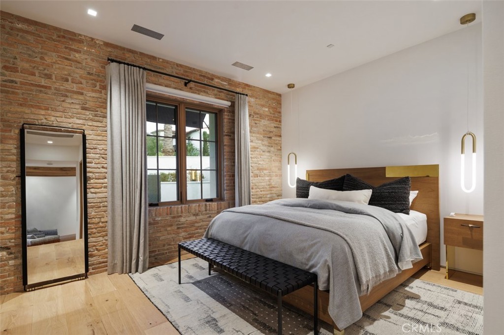 7 Clear Water Property Photo 33
