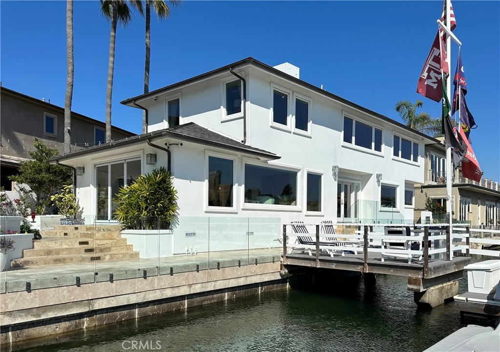 7 Balboa Coves Property Photo 1