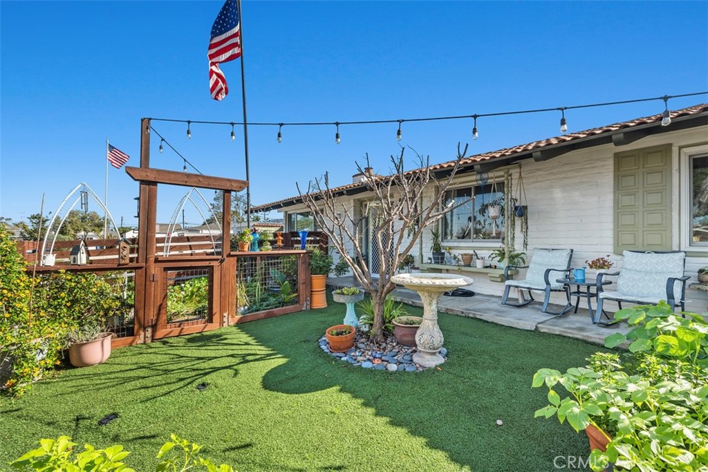 20292 Riverside Property Photo 9