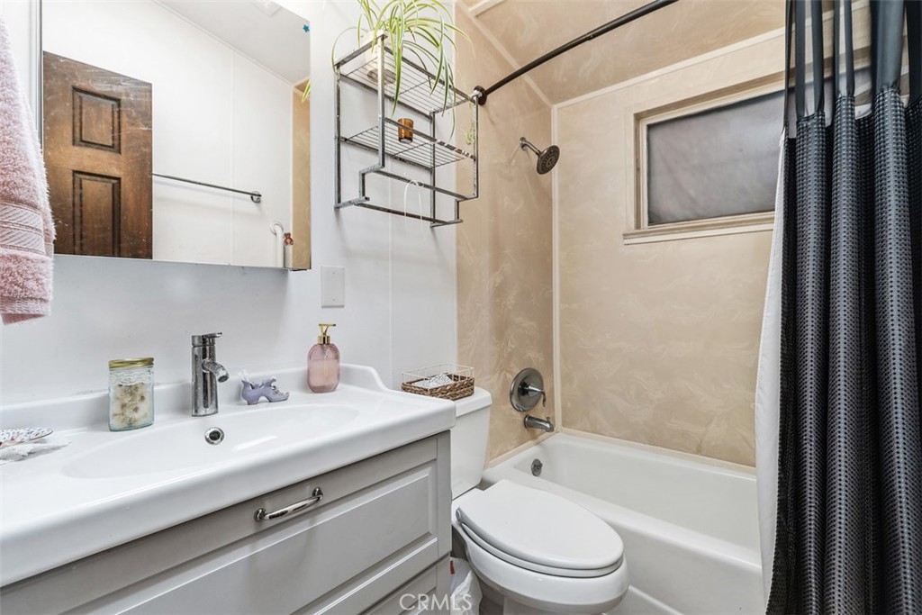 20292 Riverside Property Photo 28