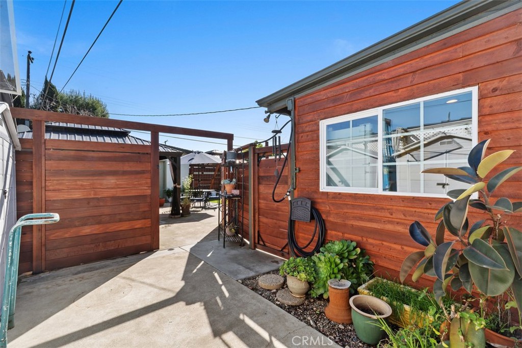 20292 Riverside Property Photo 31