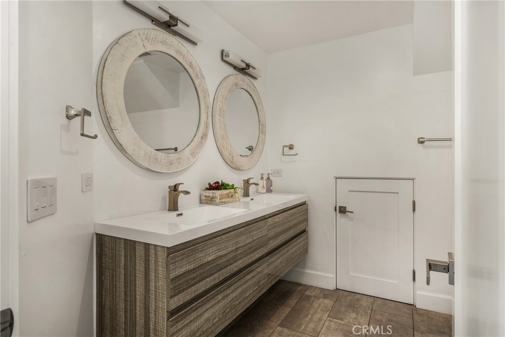 4405 Channel Place Property Photo 7