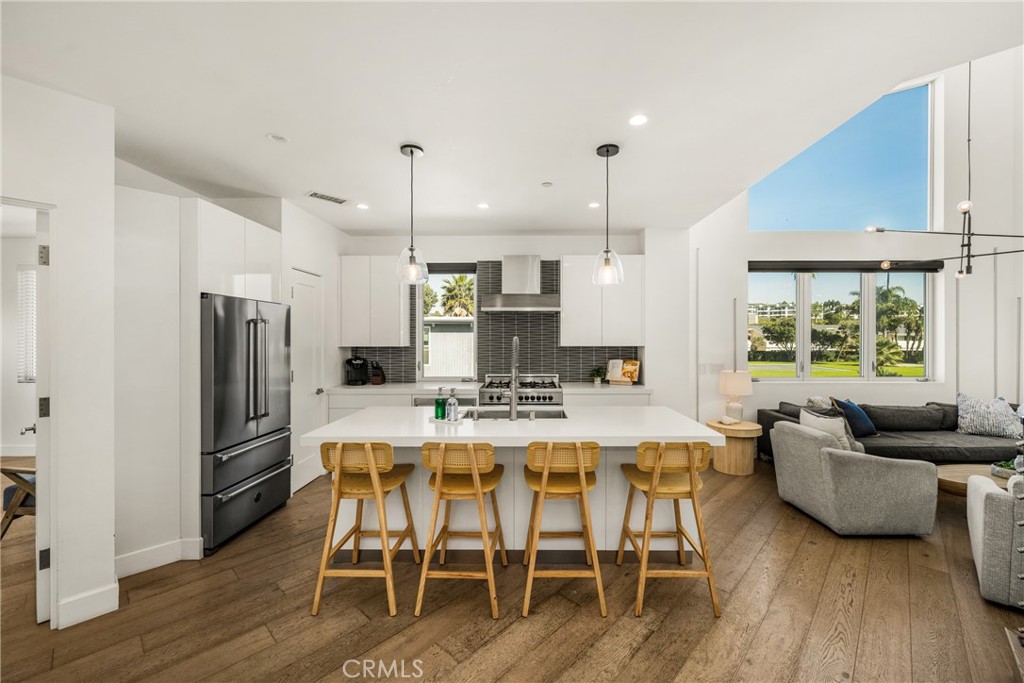 4405 Channel Place Property Photo 15