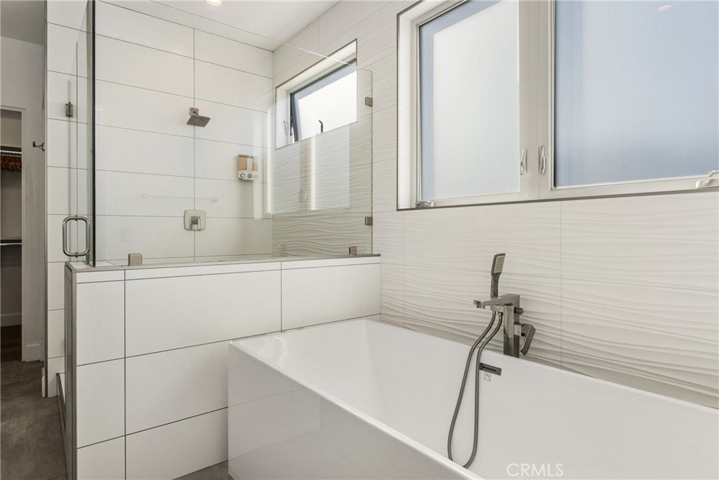 4405 Channel Place Property Photo 35