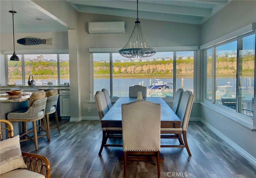 25 Saratoga Property Photo 6