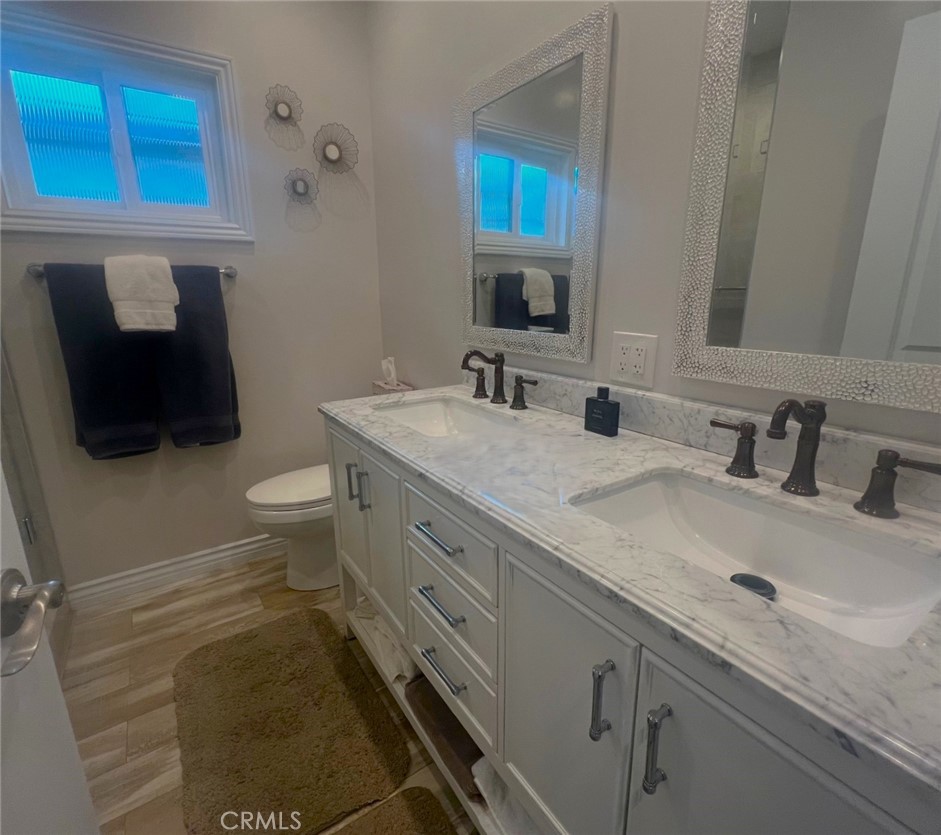 25 Saratoga Property Photo 12