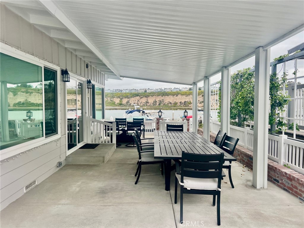 25 Saratoga Property Photo 18