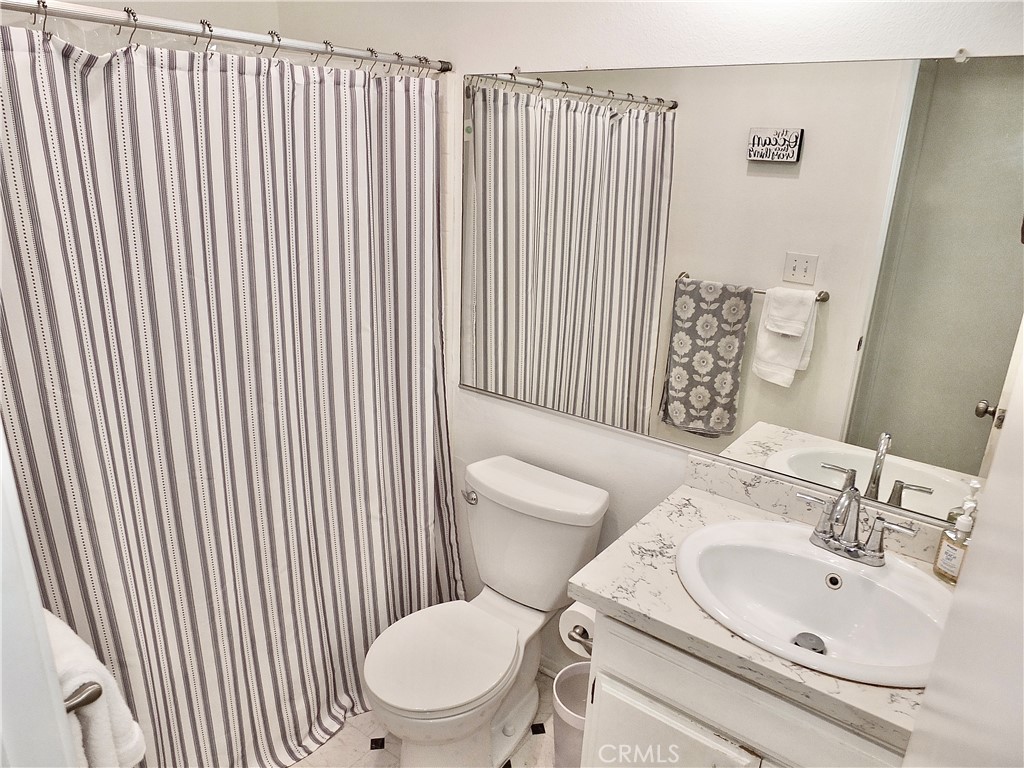 2330 Vanguard F102 Property Photo 25