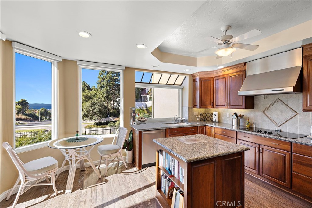 25 Lucerne Street Property Photo 7