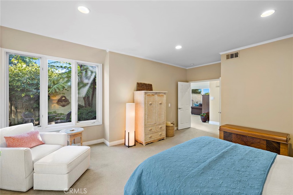 25 Lucerne Street Property Photo 19