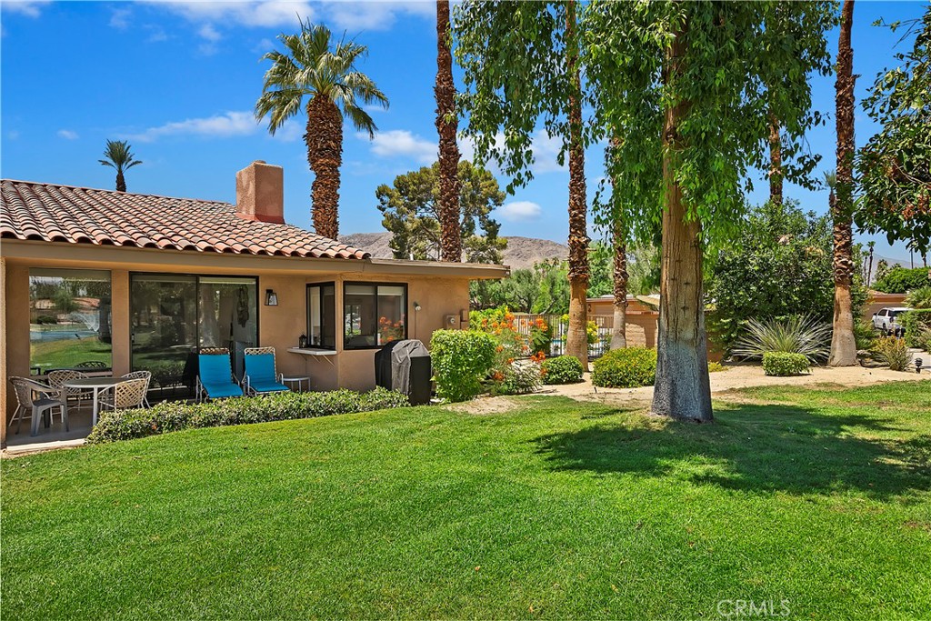 8 Valencia Drive Property Photo 14