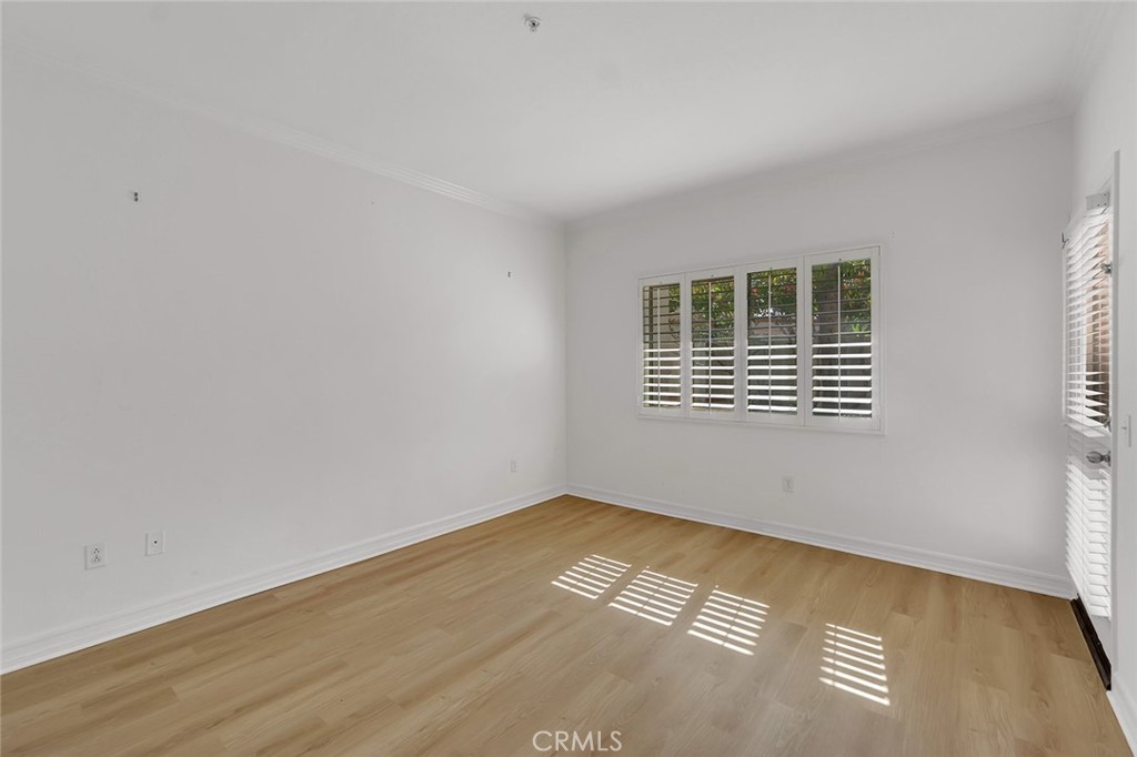 172 Villa Point Drive Property Photo 12