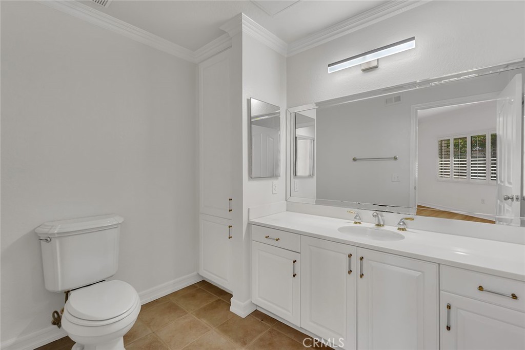 172 Villa Point Drive Property Photo 15