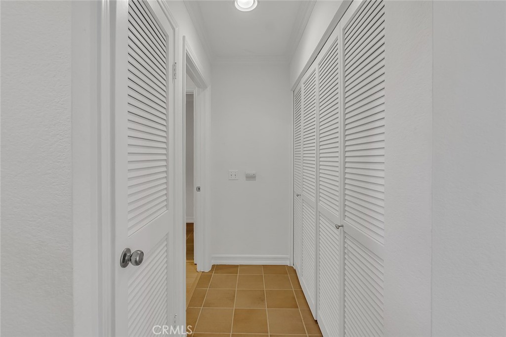 172 Villa Point Drive Property Photo 16