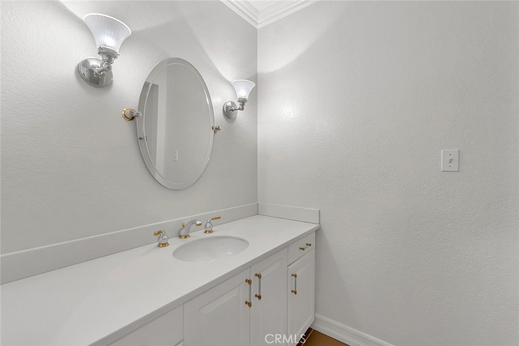 172 Villa Point Drive Property Photo 22