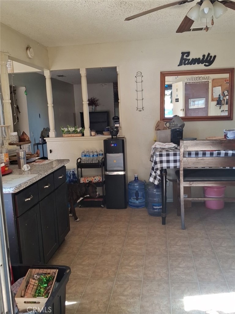 15847 Fresno Property Photo 4