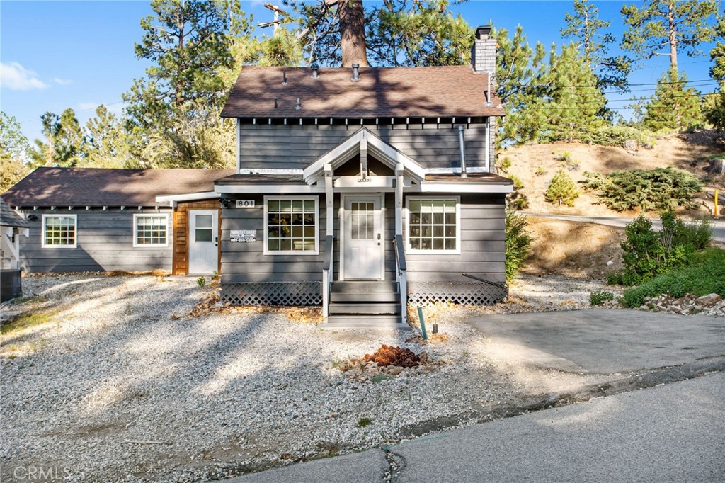 801 Cameron Property Photo 22